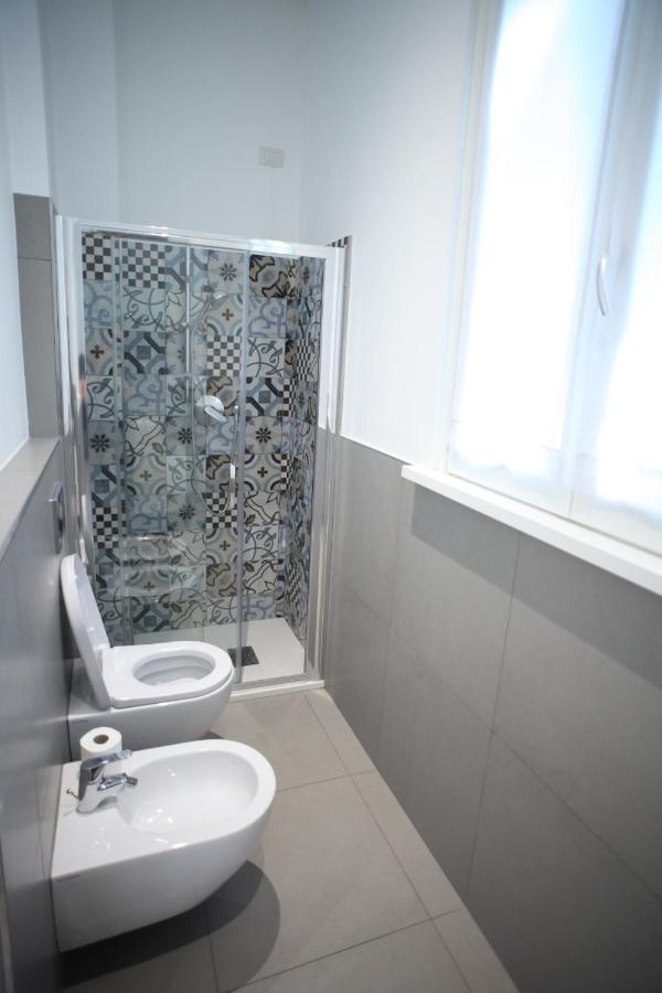 Boutique Home Duomo E Universita Bocconi Milano Ngoại thất bức ảnh