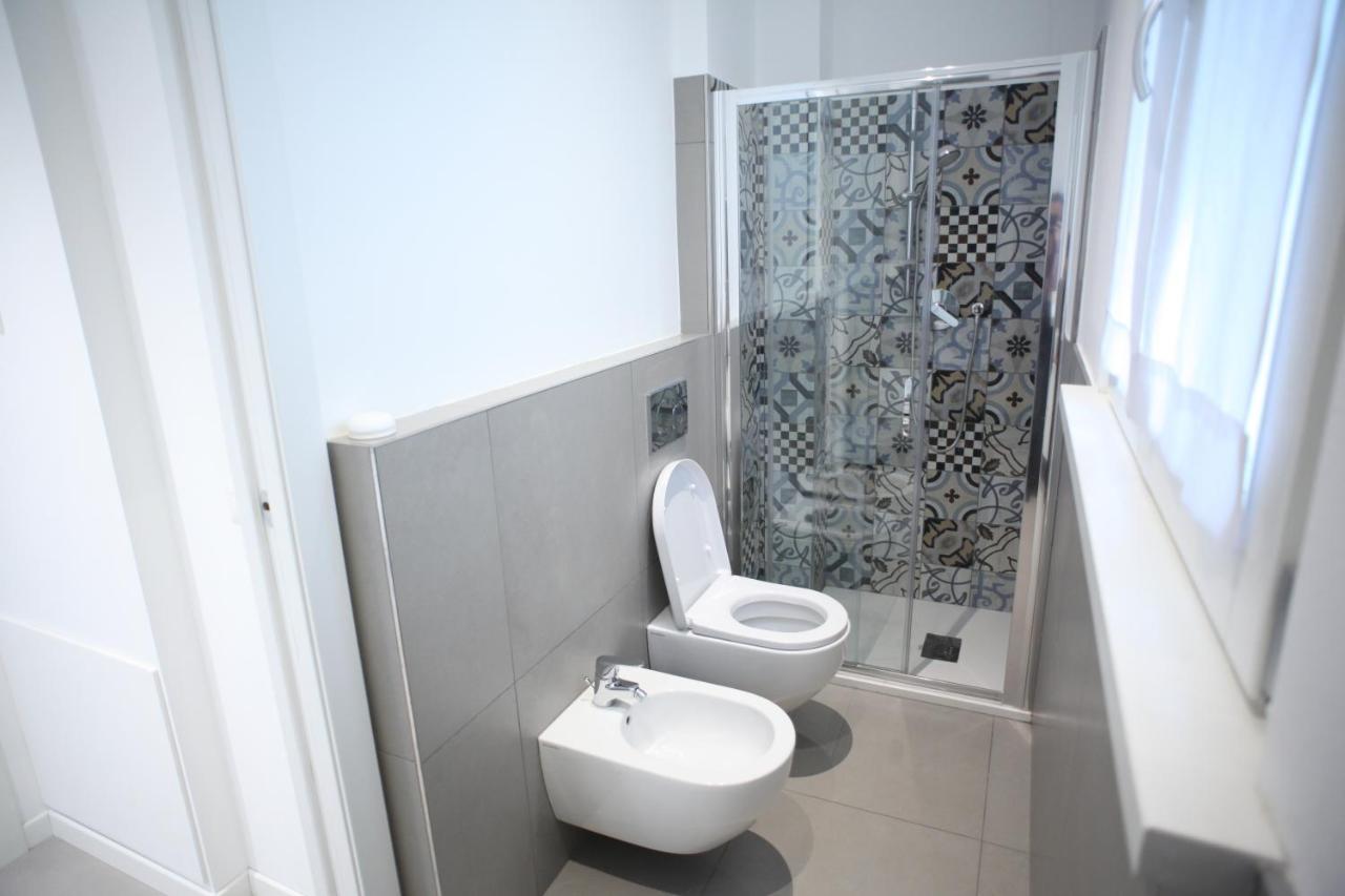 Boutique Home Duomo E Universita Bocconi Milano Ngoại thất bức ảnh